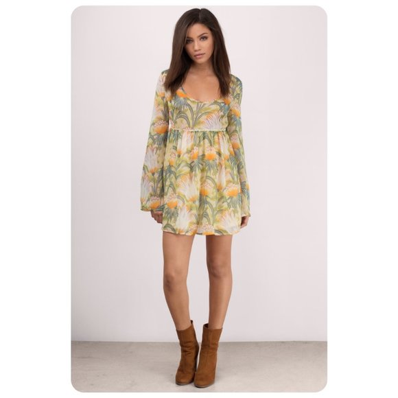 Tobi Since Last Wednesday Cream Floral Long Bell Sleeve Dress sz S - Picture 3 of 7